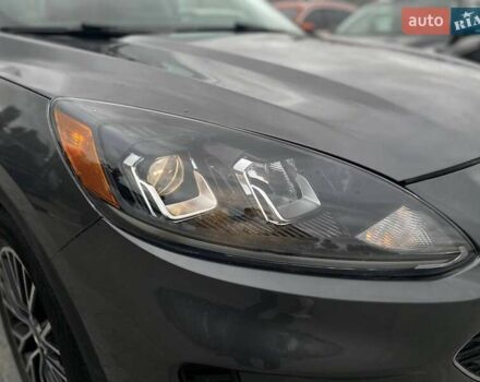 Серый Форд Эскейп, объемом двигателя 2.49 л и пробегом 136 тыс. км за 23290 $, фото 5 на Automoto.ua