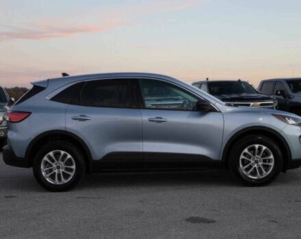 Сірий Форд Ескейп, об'ємом двигуна 1.5 л та пробігом 23 тис. км за 12900 $, фото 3 на Automoto.ua