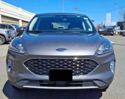 Серый Форд Эскейп, объемом двигателя 0 л и пробегом 25 тыс. км за 17900 $, фото 1 на Automoto.ua