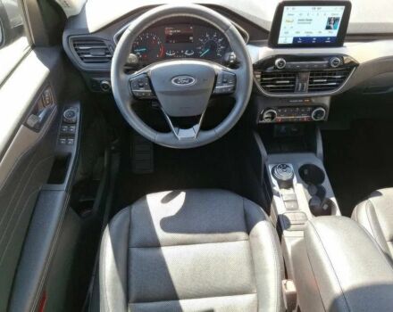 Серый Форд Эскейп, объемом двигателя 0 л и пробегом 25 тыс. км за 17900 $, фото 7 на Automoto.ua