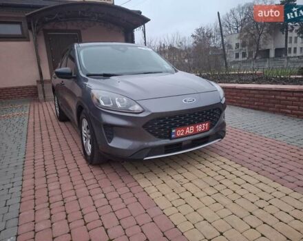Сірий Форд Ескейп, об'ємом двигуна 1.5 л та пробігом 63 тис. км за 15000 $, фото 2 на Automoto.ua