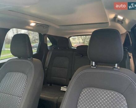 Серый Форд Эскейп, объемом двигателя 1.5 л и пробегом 18 тыс. км за 19999 $, фото 22 на Automoto.ua