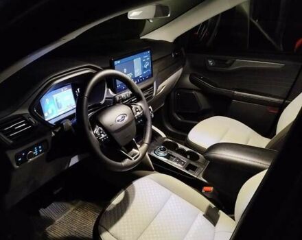 Сірий Форд Ескейп, об'ємом двигуна 1.5 л та пробігом 31 тис. км за 27000 $, фото 11 на Automoto.ua