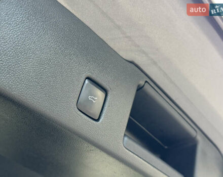 Серый Форд Эскейп, объемом двигателя 2.5 л и пробегом 19 тыс. км за 24900 $, фото 67 на Automoto.ua