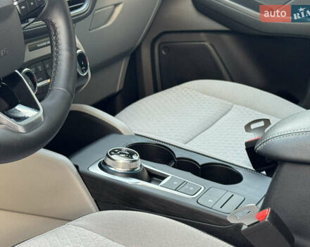 Серый Форд Эскейп, объемом двигателя 2.5 л и пробегом 19 тыс. км за 26700 $, фото 20 на Automoto.ua