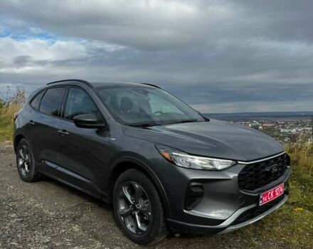 Серый Форд Эскейп, объемом двигателя 2.5 л и пробегом 22 тыс. км за 26000 $, фото 1 на Automoto.ua