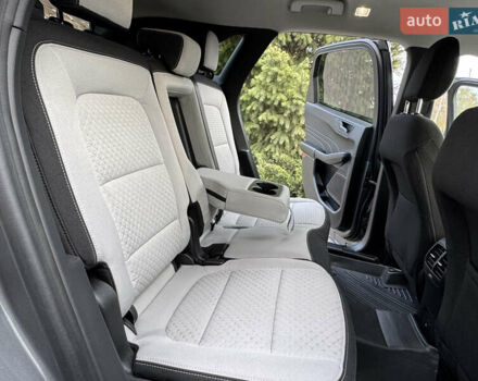 Серый Форд Эскейп, объемом двигателя 2.5 л и пробегом 19 тыс. км за 24900 $, фото 51 на Automoto.ua