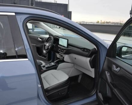 Сірий Форд Ескейп, об'ємом двигуна 2 л та пробігом 12 тис. км за 16200 $, фото 9 на Automoto.ua