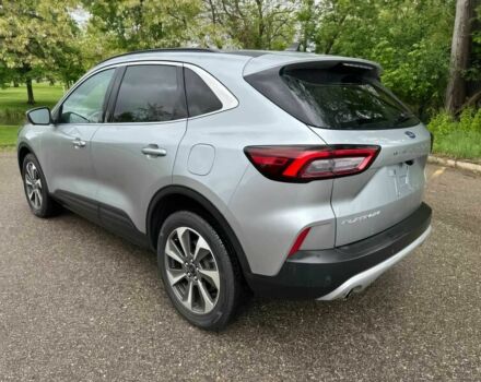 Сірий Форд Ескейп, об'ємом двигуна 2 л та пробігом 16 тис. км за 11000 $, фото 4 на Automoto.ua