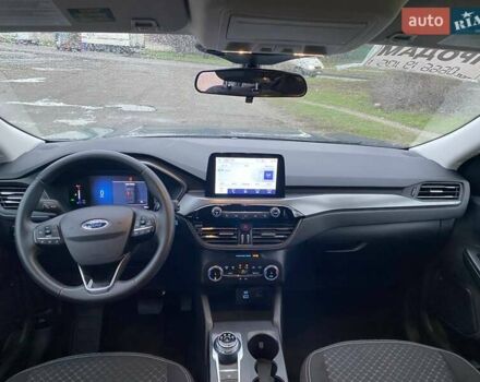 Серый Форд Эскейп, объемом двигателя 1.5 л и пробегом 18 тыс. км за 19999 $, фото 16 на Automoto.ua