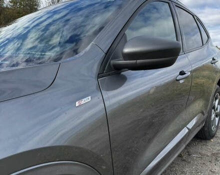 Серый Форд Эскейп, объемом двигателя 2.5 л и пробегом 22 тыс. км за 26000 $, фото 5 на Automoto.ua