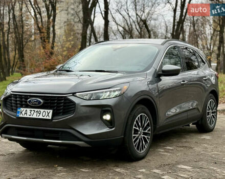 Сірий Форд Ескейп, об'ємом двигуна 2.5 л та пробігом 37 тис. км за 27500 $, фото 6 на Automoto.ua