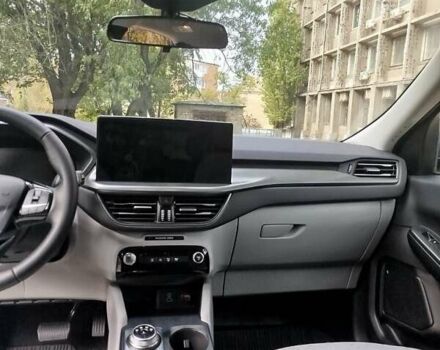 Сірий Форд Ескейп, об'ємом двигуна 1.5 л та пробігом 31 тис. км за 27000 $, фото 10 на Automoto.ua