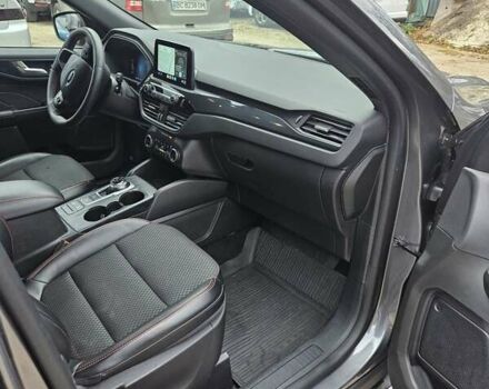 Серый Форд Эскейп, объемом двигателя 1.5 л и пробегом 57 тыс. км за 20500 $, фото 18 на Automoto.ua