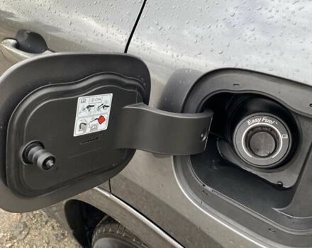 Серый Форд Эскейп, объемом двигателя 2.5 л и пробегом 9 тыс. км за 27900 $, фото 12 на Automoto.ua