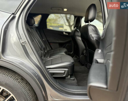 Сірий Форд Ескейп, об'ємом двигуна 2.5 л та пробігом 37 тис. км за 27500 $, фото 24 на Automoto.ua
