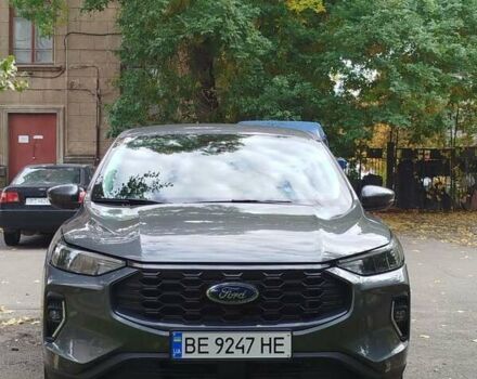 Сірий Форд Ескейп, об'ємом двигуна 1.5 л та пробігом 31 тис. км за 27000 $, фото 1 на Automoto.ua