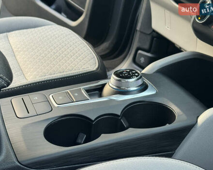 Серый Форд Эскейп, объемом двигателя 2.5 л и пробегом 19 тыс. км за 26700 $, фото 34 на Automoto.ua