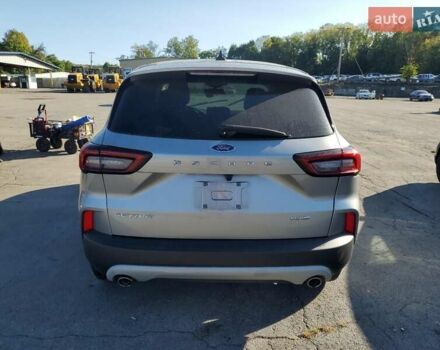 Серый Форд Эскейп, объемом двигателя 0 л и пробегом 33 тыс. км за 11300 $, фото 6 на Automoto.ua