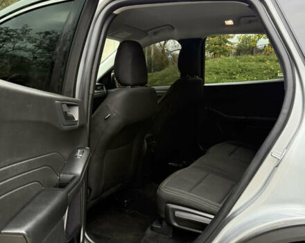 Серый Форд Эскейп, объемом двигателя 1.5 л и пробегом 45 тыс. км за 23900 $, фото 12 на Automoto.ua