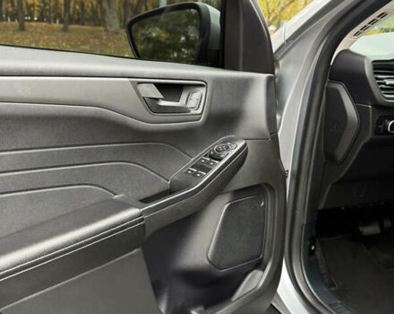 Серый Форд Эскейп, объемом двигателя 1.5 л и пробегом 45 тыс. км за 23900 $, фото 13 на Automoto.ua