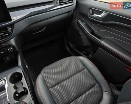 Серый Форд Эскейп, объемом двигателя 1.5 л и пробегом 1 тыс. км за 25000 $, фото 88 на Automoto.ua