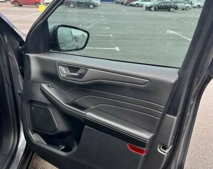 Серый Форд Эскейп, объемом двигателя 1.5 л и пробегом 47 тыс. км за 21500 $, фото 13 на Automoto.ua