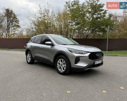 Серый Форд Эскейп, объемом двигателя 1.5 л и пробегом 45 тыс. км за 23900 $, фото 2 на Automoto.ua