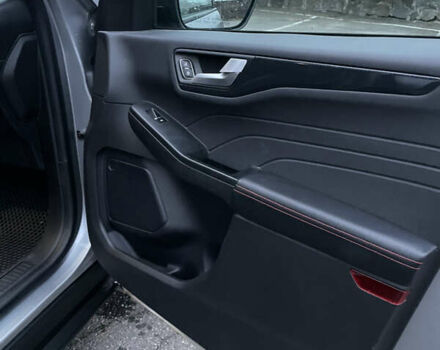 Серый Форд Эскейп, объемом двигателя 1.5 л и пробегом 56 тыс. км за 21799 $, фото 14 на Automoto.ua