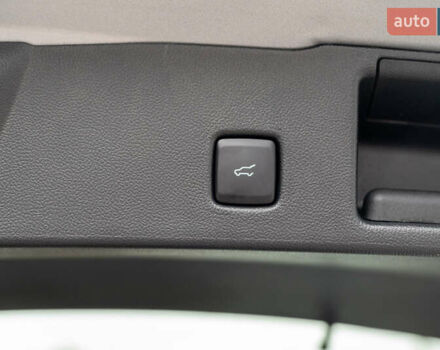 Серый Форд Эскейп, объемом двигателя 0 л и пробегом 1 тыс. км за 21450 $, фото 39 на Automoto.ua