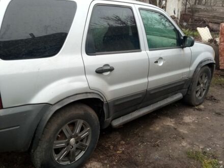 Серый Форд Эскейп, объемом двигателя 2 л и пробегом 170 тыс. км за 1500 $, фото 1 на Automoto.ua