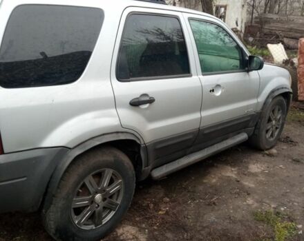 Серый Форд Эскейп, объемом двигателя 2 л и пробегом 170 тыс. км за 1500 $, фото 1 на Automoto.ua