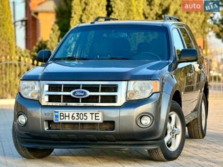 Серый Форд Эскейп, объемом двигателя 2.49 л и пробегом 360 тыс. км за 7650 $, фото 1 на Automoto.ua