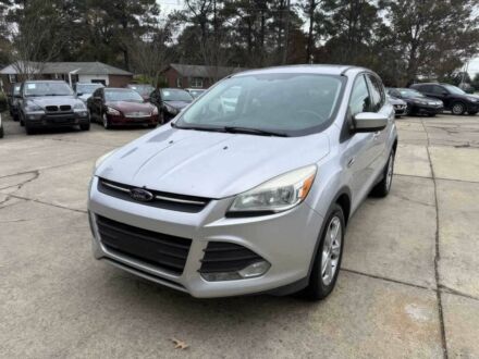 Серый Форд Эскейп, объемом двигателя 2 л и пробегом 85 тыс. км за 1300 $, фото 1 на Automoto.ua