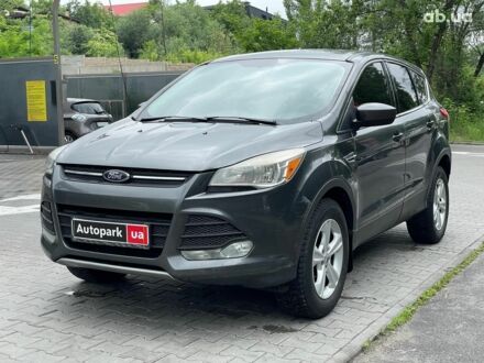 Форд Эскейп 2014 в Киеве на Automoto.ua Серый Форд Эскейп, объемом двигателя 2 л и пробегом 258 тыс. км за 8990 $, фото 1 на Automoto.ua