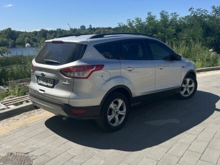 Сірий Форд Ескейп, об'ємом двигуна 1.6 л та пробігом 130 тис. км за 10700 $, фото 1 на Automoto.ua