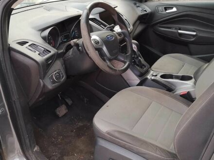 Сірий Форд Ескейп, об'ємом двигуна 1.6 л та пробігом 137 тис. км за 9000 $, фото 1 на Automoto.ua