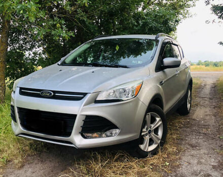 Серый Форд Эскейп, объемом двигателя 1.6 л и пробегом 154 тыс. км за 9200 $, фото 1 на Automoto.ua