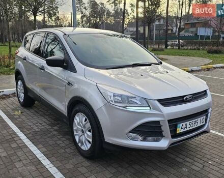 Серый Форд Эскейп, объемом двигателя 2.5 л и пробегом 173 тыс. км за 12500 $, фото 1 на Automoto.ua