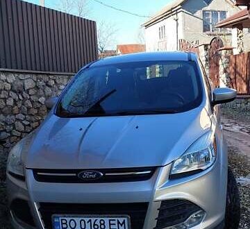 Форд Эскейп 2014 в Тернополе на Automoto.ua Серый Форд Эскейп, объемом двигателя 1.6 л и пробегом 115 тыс. км за 10000 $, фото 1 на Automoto.ua