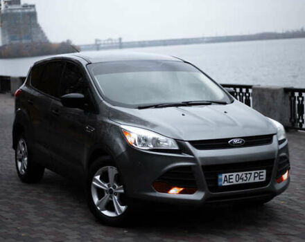 Серый Форд Эскейп, объемом двигателя 2.49 л и пробегом 208 тыс. км за 8499 $, фото 1 на Automoto.ua