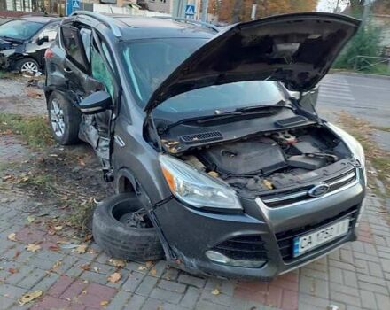 Сірий Форд Ескейп, об'ємом двигуна 1.6 л та пробігом 212 тис. км за 5000 $, фото 1 на Automoto.ua