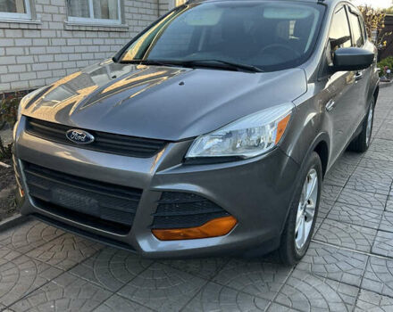 Серый Форд Эскейп, объемом двигателя 2.5 л и пробегом 184 тыс. км за 11800 $, фото 1 на Automoto.ua