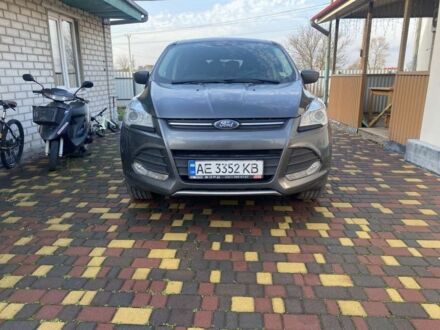 Серый Форд Эскейп, объемом двигателя 1.6 л и пробегом 225 тыс. км за 10700 $, фото 1 на Automoto.ua