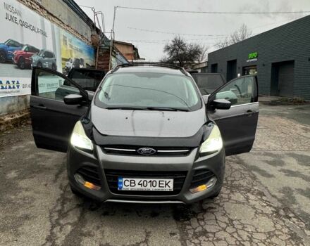 Серый Форд Эскейп, объемом двигателя 1.6 л и пробегом 252 тыс. км за 10500 $, фото 1 на Automoto.ua