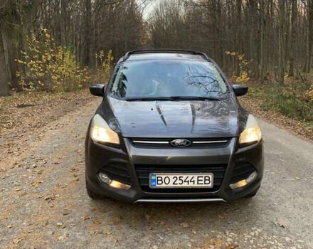 Серый Форд Эскейп, объемом двигателя 2 л и пробегом 309 тыс. км за 11000 $, фото 1 на Automoto.ua