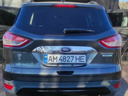 Форд Эскейп 2015 в Житомире на Automoto.ua Серый Форд Эскейп, объемом двигателя 2 л и пробегом 106 тыс. км за 15000 $, фото 1 на Automoto.ua