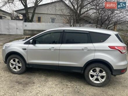 Сірий Форд Ескейп, об'ємом двигуна 2 л та пробігом 192 тис. км за 9600 $, фото 1 на Automoto.ua