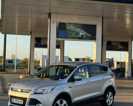 Сірий Форд Ескейп, об'ємом двигуна 2.49 л та пробігом 190 тис. км за 10500 $, фото 1 на Automoto.ua