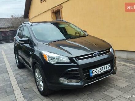 Форд Эскейп 2015 в Радивилове на Automoto.ua Серый Форд Эскейп, объемом двигателя 2 л и пробегом 169 тыс. км за 13200 $, фото 1 на Automoto.ua
